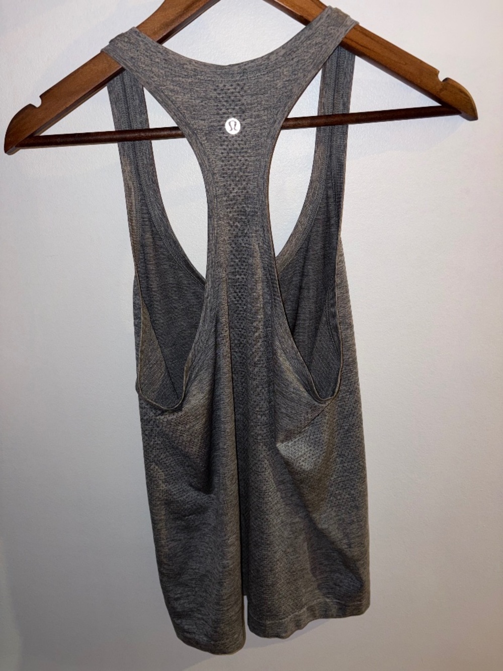 Lululemon Swiftly Tech Racerback Tank Top Heathered Slate Gray Size 8 Inscriptio